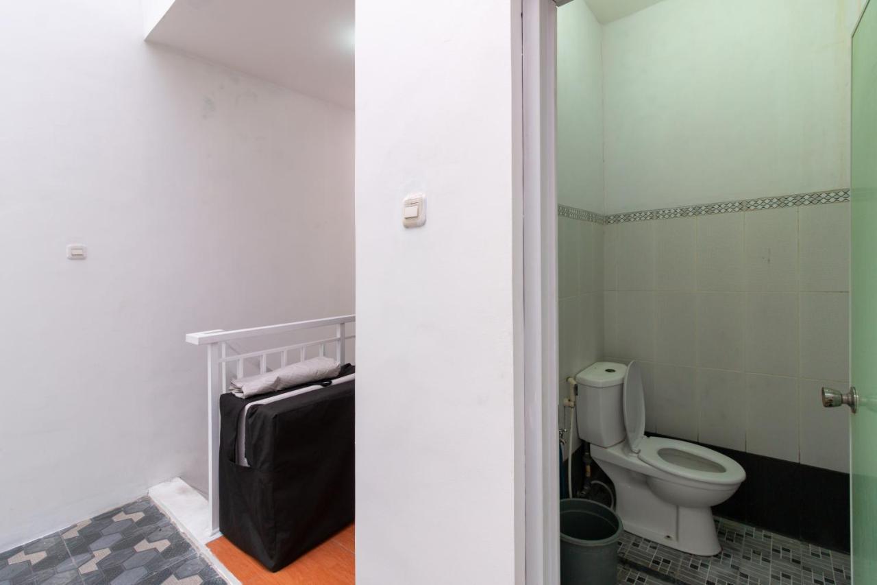Spacious, White-Villa Belgareti @Kiara Condong Bandung Exterior photo