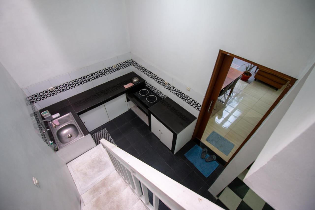 Spacious, White-Villa Belgareti @Kiara Condong Bandung Exterior photo